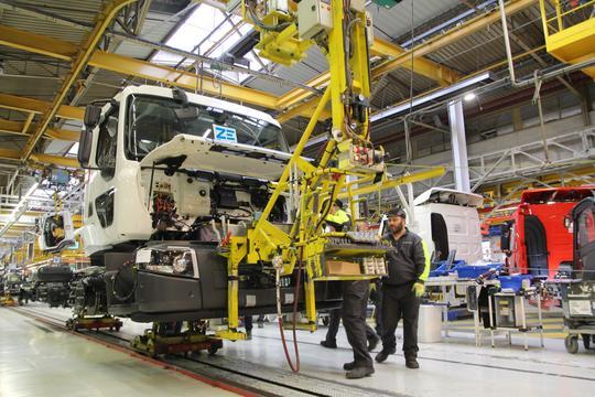 Electric Renaults begin production